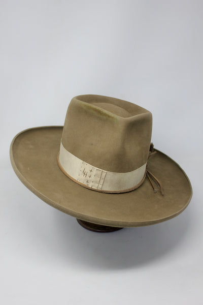 Fantastic Ready to Ship Lone Hawk Hat Size 7 1/4 1940s