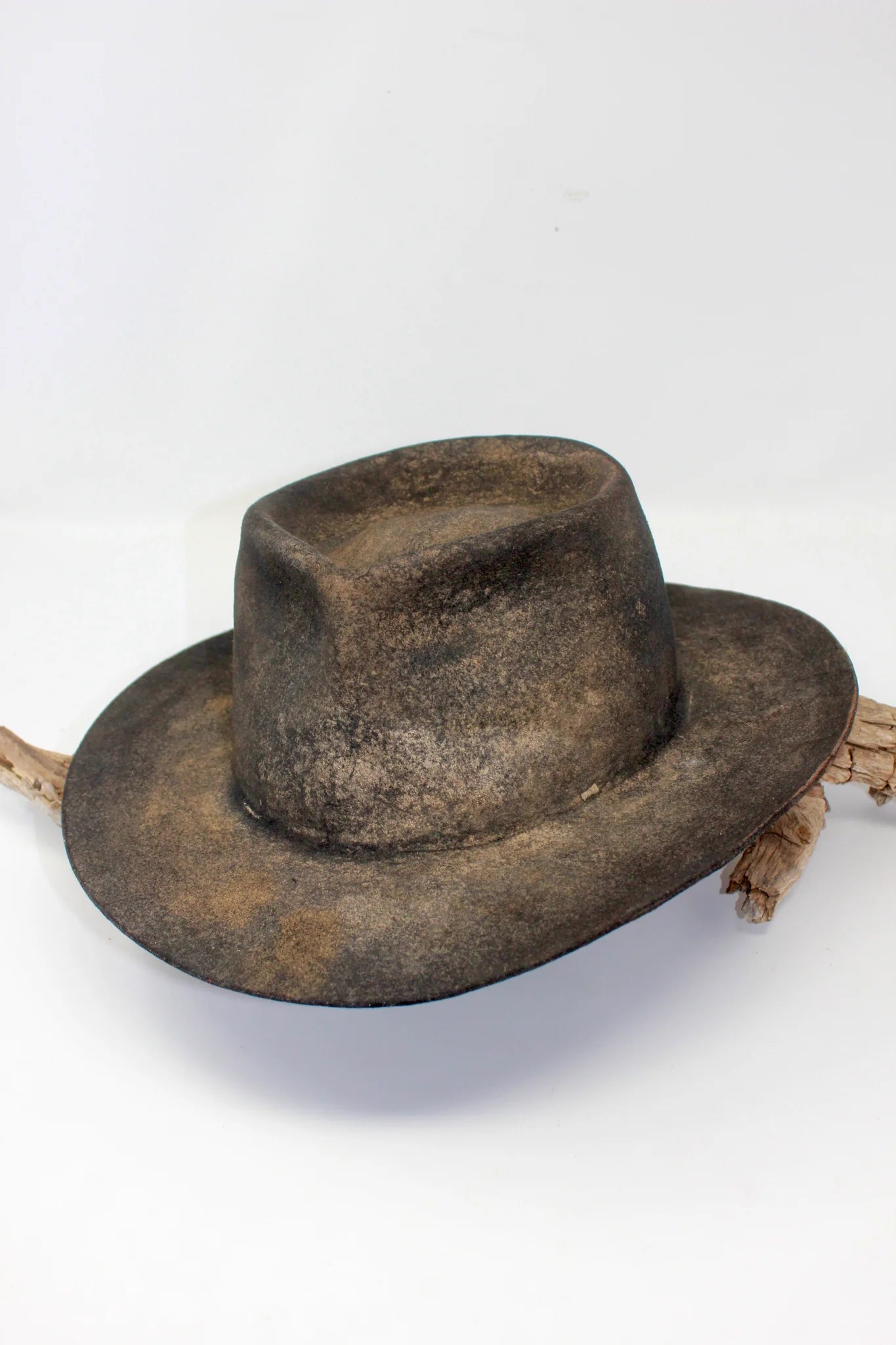 front  view of Handmade James Dutton hat from the 1923 series inspired by Tim McGraw, crafted in high-quality beaver felt and made to order.